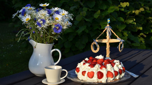 Midsummer in Sweden - eat2explore