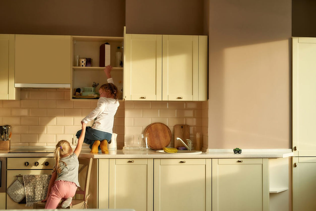 10 Kitchen Safe10 Kitchen Safety Tips Every Kid Should Knowty Tips Every Kid Should Know - eat2explore